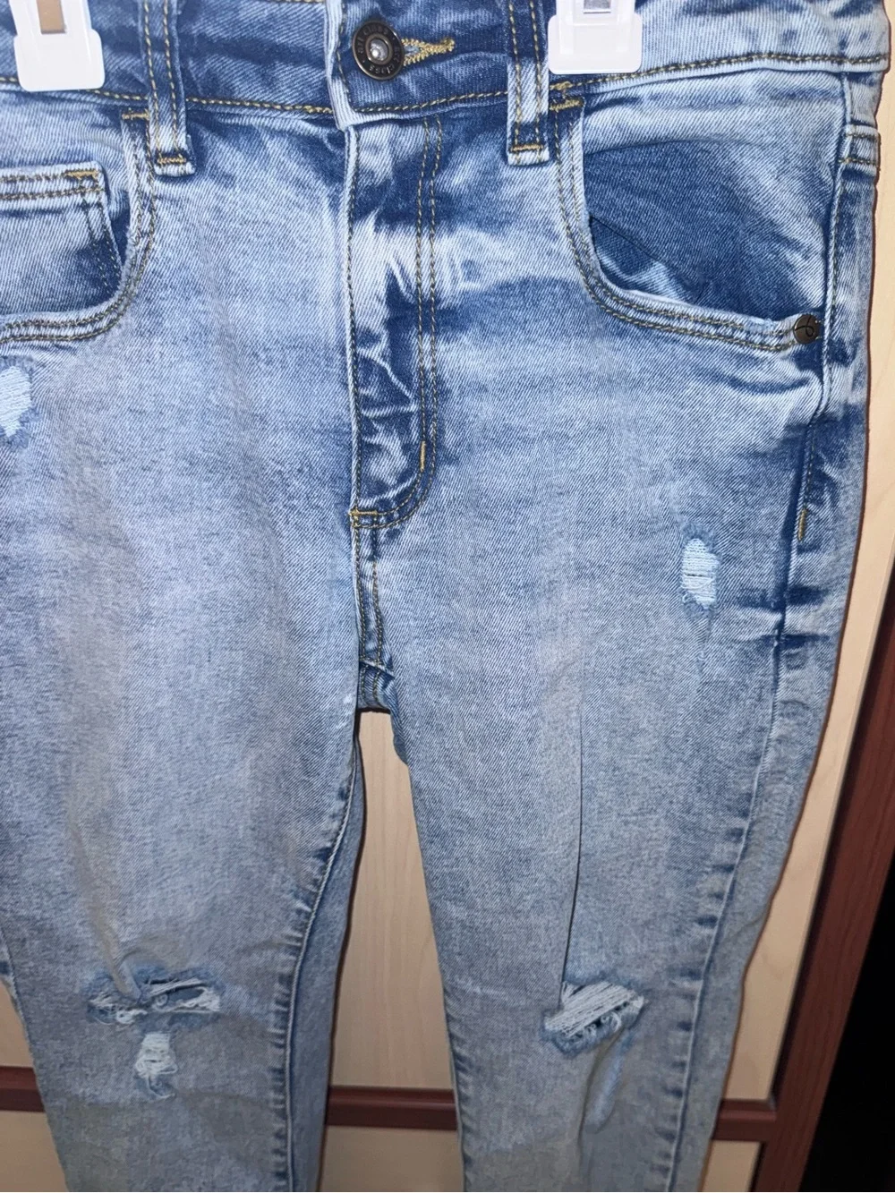 Art Class Girls Light Wash Distressed Skinny Jeans Size 10